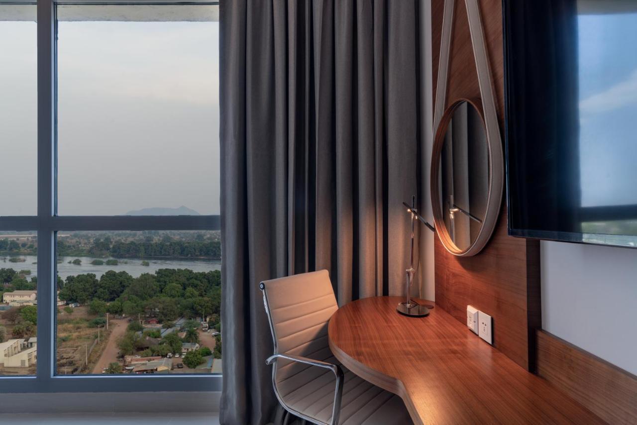 Radisson Blu Hotel, จูบา ภายนอก รูปภาพ