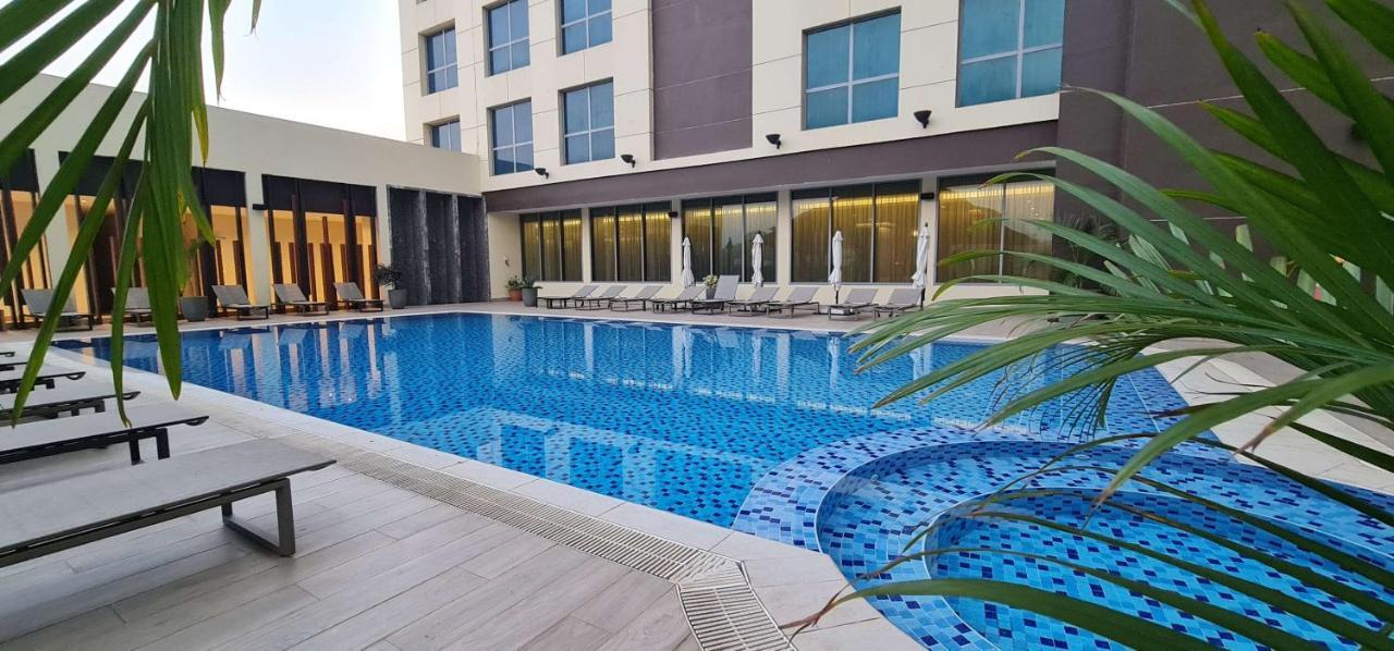 Radisson Blu Hotel, จูบา ภายนอก รูปภาพ